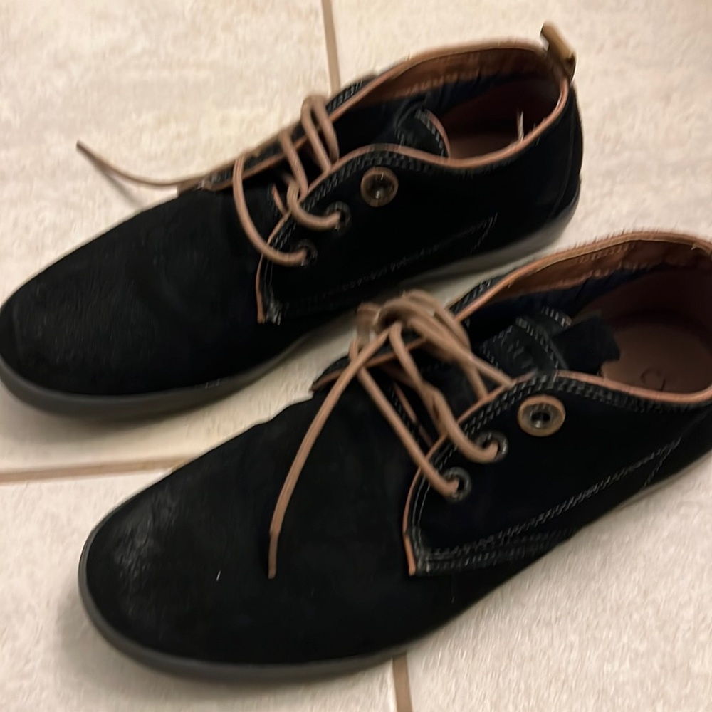 Guess casual shoes 10M black